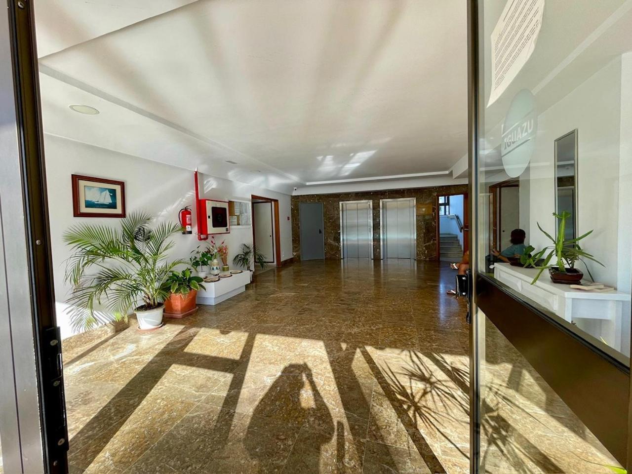 Iguazu I Yumbo Third Floor Apartment بلايا ديل إنغلز المظهر الخارجي الصورة